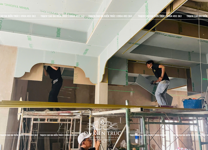 Thi Công Trần Thạch Cao Và Phào Chỉ Trang Trí Tại Phường An Phú Đông, HCM
